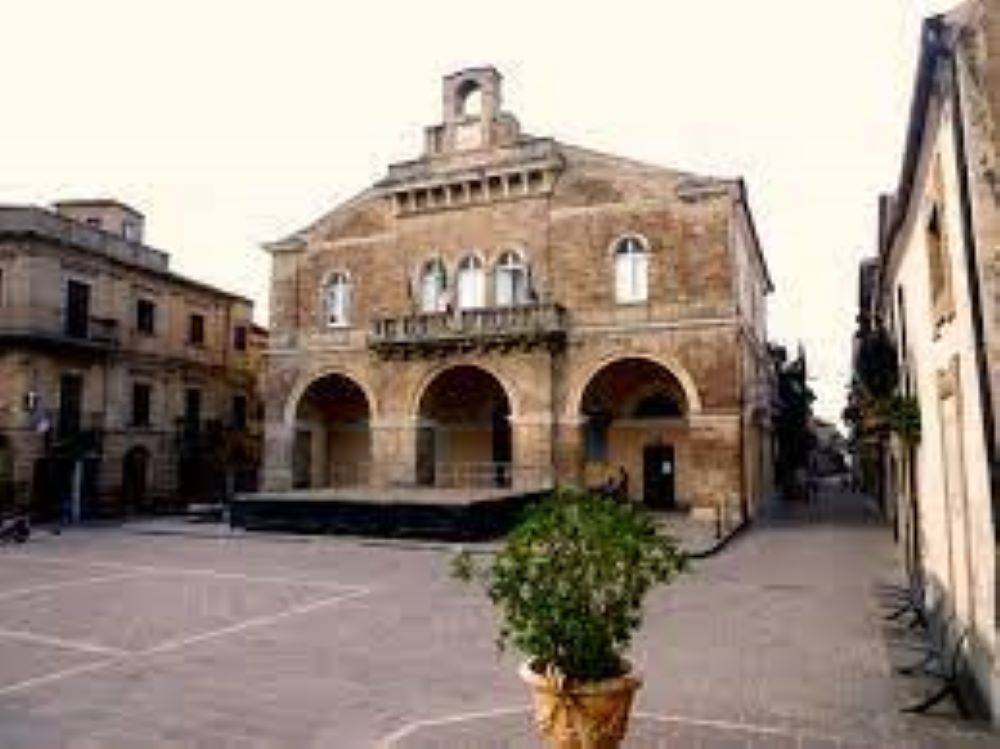 ROCCA SAN GIOVANNI, ISTITUITI REFERENTE DI CONTRADA E CITTADINANZA ONORARIA A MILITE IGNOTO