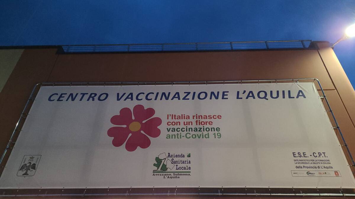 ASL L’AQUILA, SOMMINISTRATE 675MILA DOSI VACCINI COVID: STOP CENTRO SAN VITTORINO, RIMODULATE SEDI