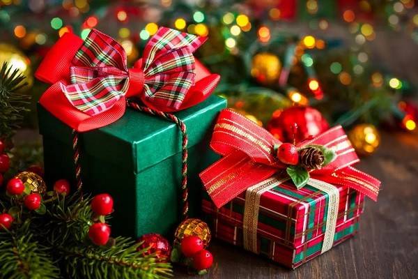 CODACONS E COLDIRETTI REGALANO PACCHI ALIMENTARI ALLE FAMIGLIE ABRUZZESI MENO ABBIENTI
