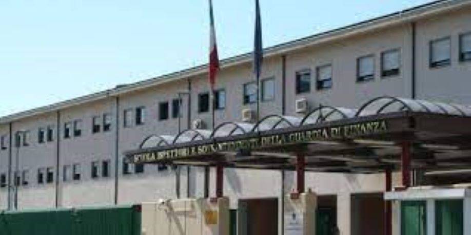 L’AQUILA, SCUOLA GUARDIA DI FINANZA: PRESENTAZIONE CALENDARIO 2022