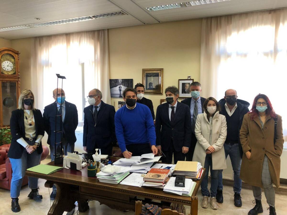 TERAMO, SIGLATO IL NUOVO CONTRATTO DEL SERVIZIO DI IGIENE URBANA