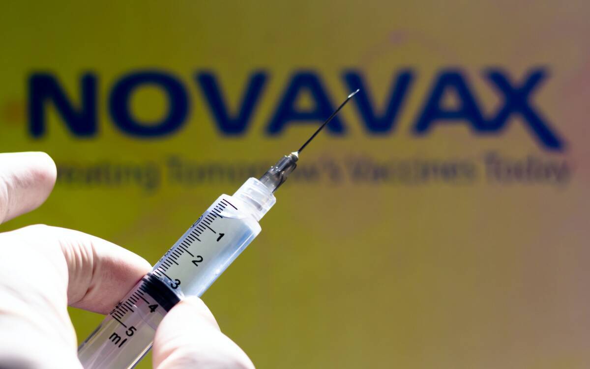VACCINI COVID: PRIME DOSI NOVAVAX A FINE GENNAIO, IN ARRIVO ANTIVIRALI MERCK E PFIZER