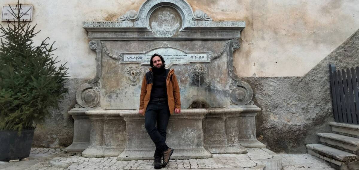 “QUOTA MILLE”, PEPPE MILLANTA PORTA LE TELECAMERE RAI NELLO SPLENDIDO BORGO DI CALASCIO