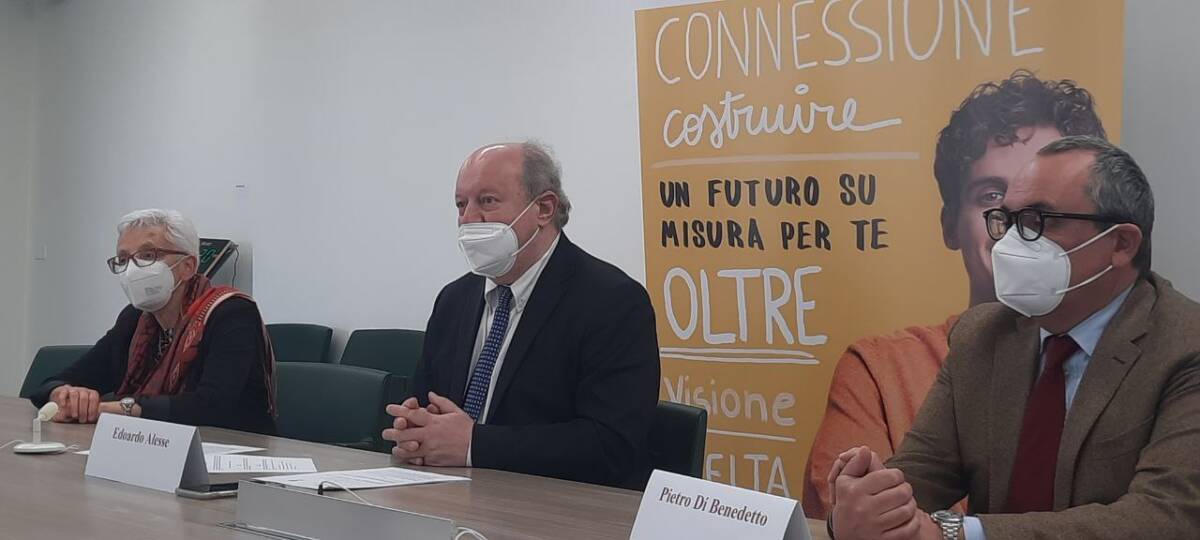 FORMAZIONE DIPENDENTI: INTESA UNIVAQ-FUNZIONE PUBBLICA