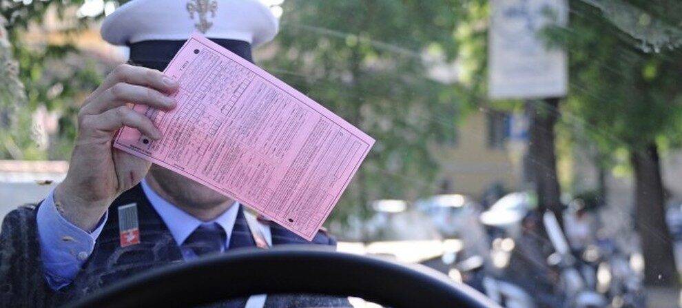 MULTE NON PAGATE ALL’AQUILA: COMUNE CHIEDE 315MILA EURO AI MOROSI