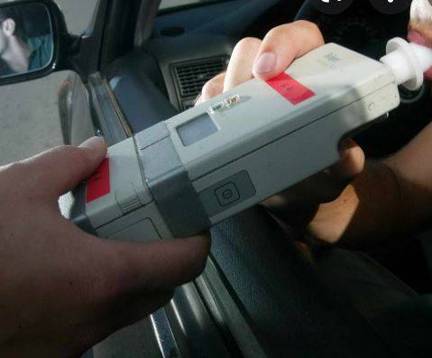 SULMONA: CONTROLLI STRADALI CON ETILOMETRO, SEI PATENTI RITIRATE