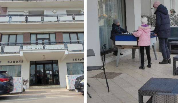 UCRAINA: 700 PROFUGHI NON VOGLIONO LASCIARE HOTEL DI RIMINI E ANDARE IN ALTRE REGIONI