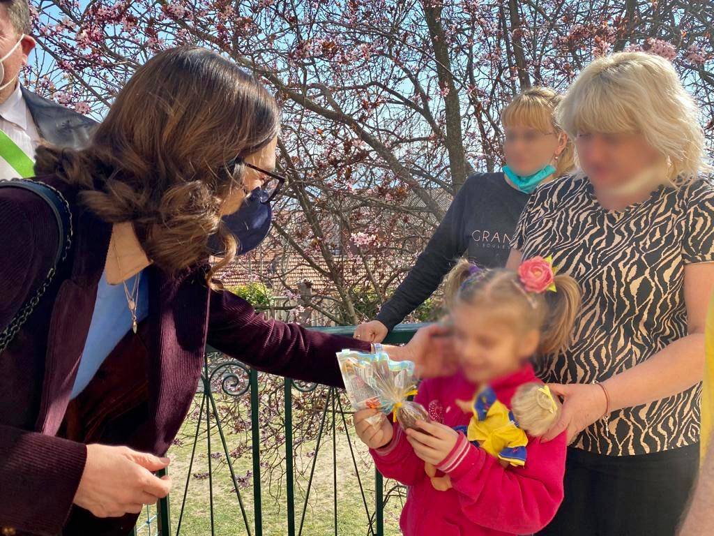 A CERCHIO BAMBINI UCRAINI IN FUGA GUERRA: GELMINI IN VISITA, “GRANDE ESEMPIO SOLIDARIETA'”