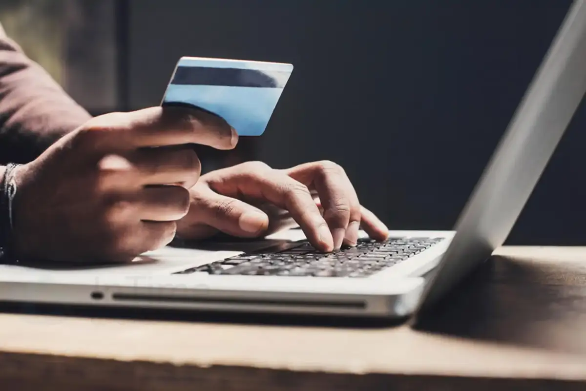 POSTE ITALIANE: I CONSIGLI PER LA SICUREZZA INFORMATICA E PER CONTRASTARE LE TRUFFE ONLINE