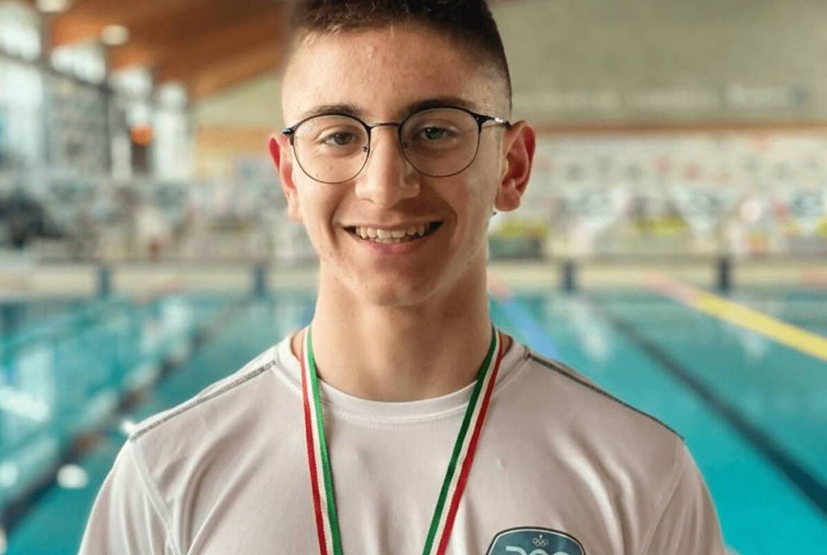 DIMENSIONE NUOTO L’AQUILA: LORENZO SALVATI CAMPIONE ITALIANO NEI 200 METRI FARFALLA