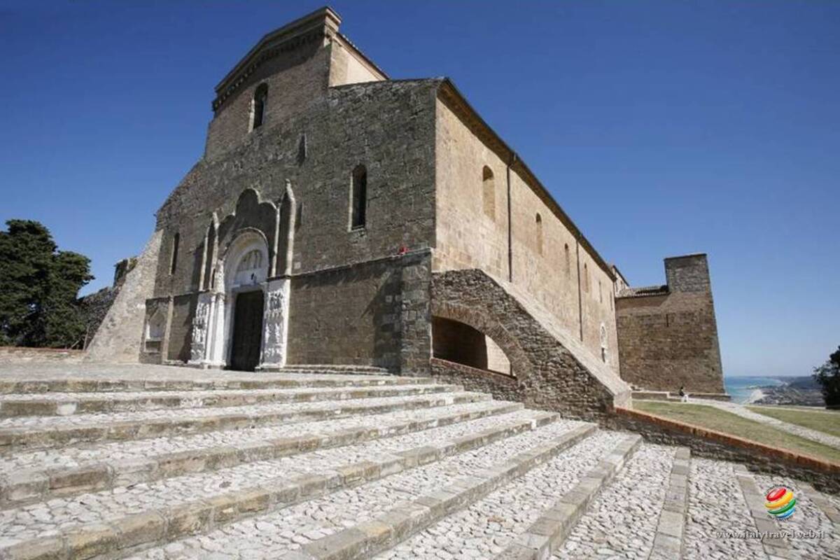 FOSSACESIA: NUOVE INFILTRAZIONI D’ACQUA NELL’ABBAZIA DI SAN GIOVANNI IN VENERE