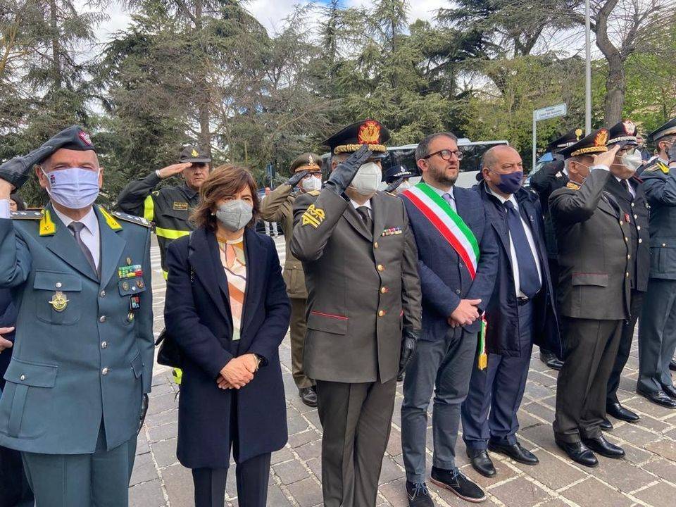 25 APRILE, L’AQUILA OMAGGIA I NOVE MARTIRI