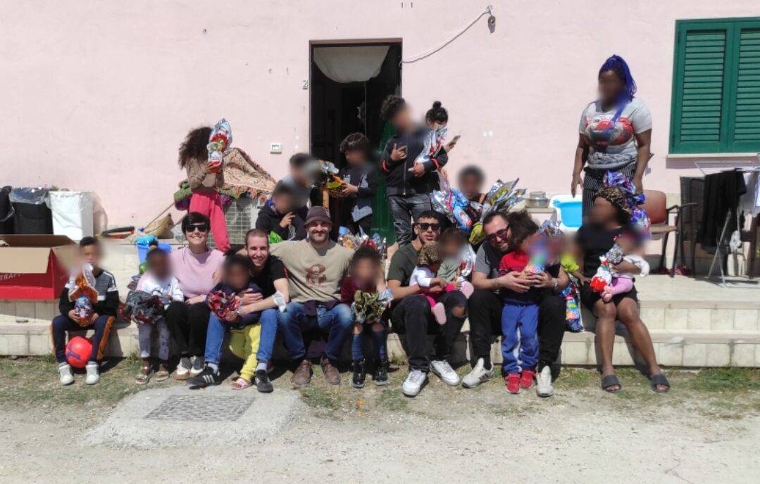 TERAMO: CASA DEL POPOLO CONSEGNA UOVA DI PASQUA A MINORI NEI CENTRI DI ACCOGLIENZA