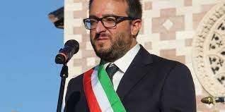 VOTO L’AQUILA: BIONDI E IL CENTRODESTRA APRONO CAMPAGNA ELETTORALE, LA DIRETTA