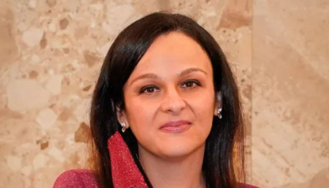 LA MANIPOLAZIONE AFFETTIVA NEL LIBRO “GLI SGUARDI CHE NON PUOI RACCONTARE” DI CATERINA ANDRIOLA