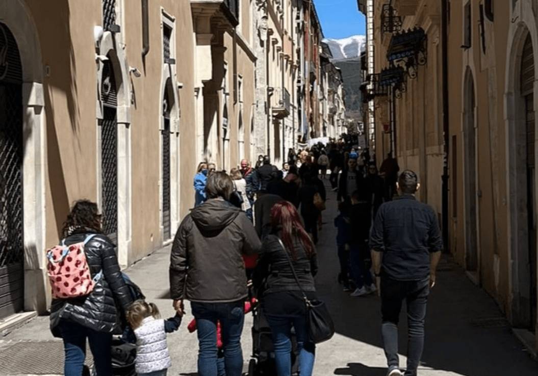 QUALITA’ DELLA VITA: PROVINCIA L’AQUILA PRIMA PER BIMBI E ANZIANI, TERAMO PER GIOVANI, CLASSIFICA ABRUZZO