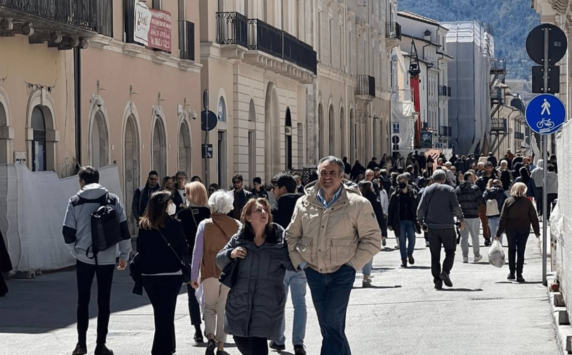 L’AQUILA, DANIELE: “SCONFITTO TURISMO DEL DOLORE,  A MAGGIO AL VIA PAVIMENTAZIONE CENTRO STORICO”