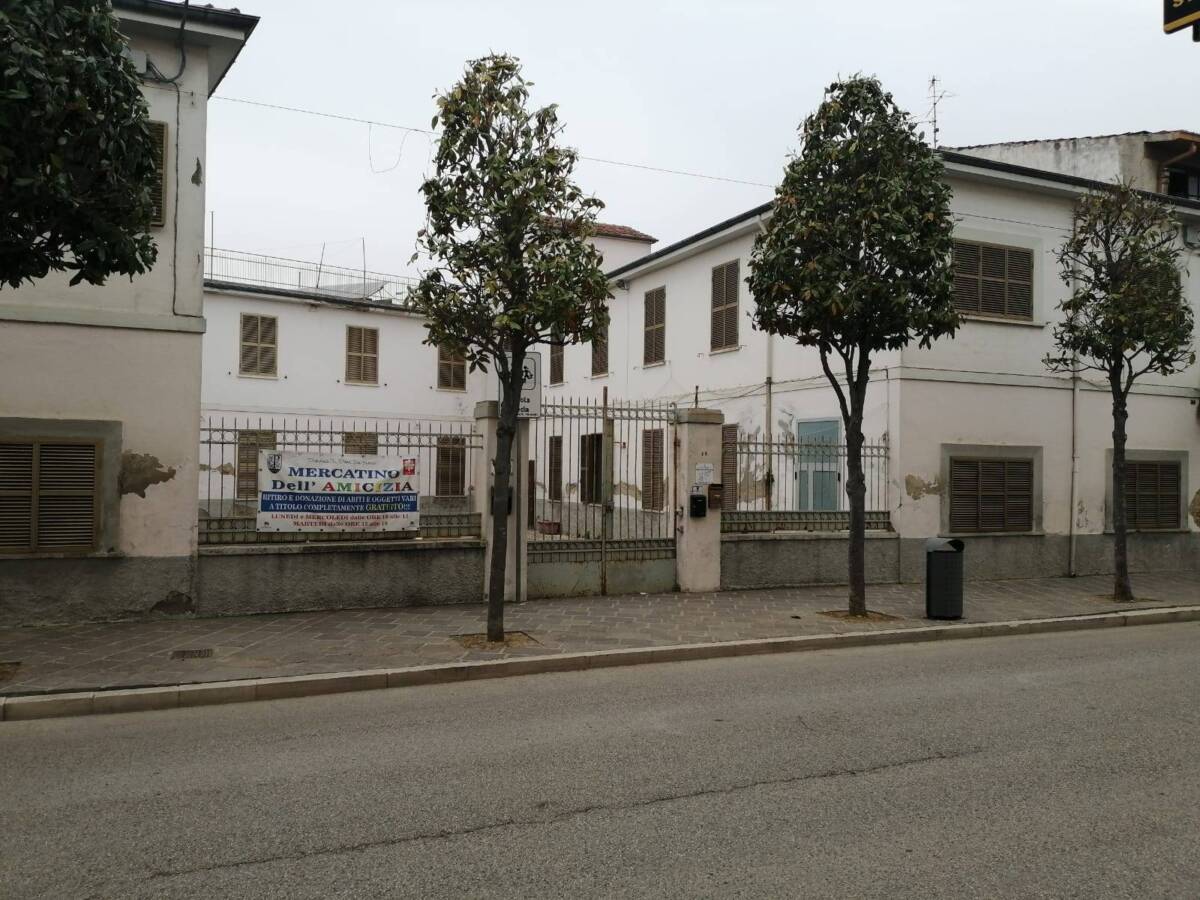 FOSSACESIA:  CASA DI COMUNITÀ SANITARIA NELL’EX SCUOLA MEDIA