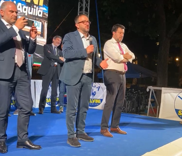 ELEZIONI L’AQUILA: COMIZIO DI MATTEO SALVINI ALLA VILLA COMUNALE, LA DIRETTA
