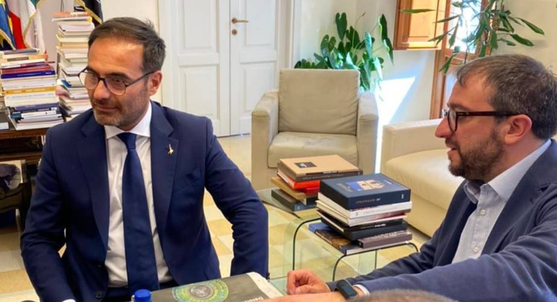 L’AQUILA, BIONDI: “CONSEGNATO DOSSIER EDILIZIA SCOLASTICA A SOTTOSEGRETARIO SASSO”