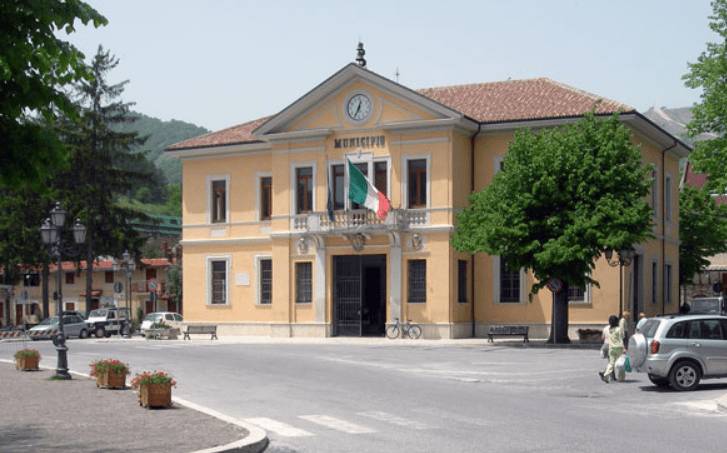 COMUNALI, TRE CANDIDATI A PESCASSEROLI: LE LISTE
