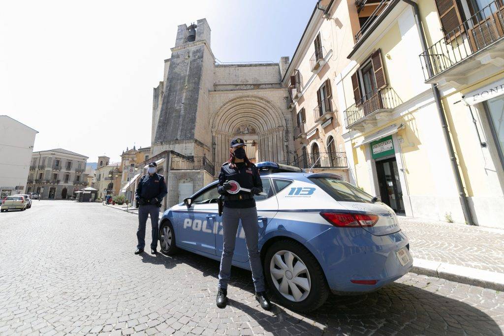 SULMONA, TRE ANNI DI MINACCE E TENTATIVI DI ESTORSIONE: COPPIA NEI GUAI