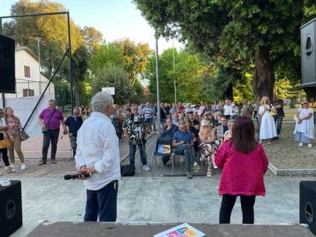 VOTO L’AQUILA: GRANDE AFFLUENZA A PAGANICA PER PEZZOPANE, SOTTOSCRITTO PATTO TERRITORIALE EST