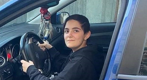 SCOMPARSA LORENA: VERTICE IN PROCURA, PROSEGUONO RICERCHE DOPO SUA TELEFONATA A “CHI L’HA VISTO”