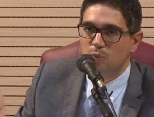 ASP1 TERAMO, SINDACO SANT’OMERO: “LAVORATORI SENZA STIPENDI, ASSENTE REGIONE, CHI DEVE SAPERE NON SA”