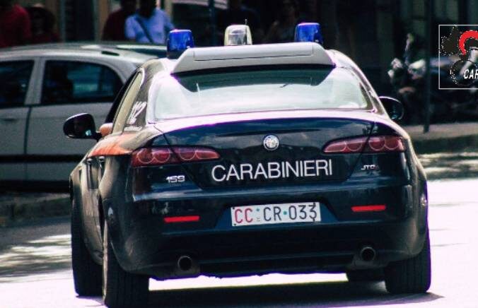 ROCCARASO: PERSEGUITA, INSULTA E PICCHIA IN STRADA COMPAGNA, ARRESTATO 35ENNE