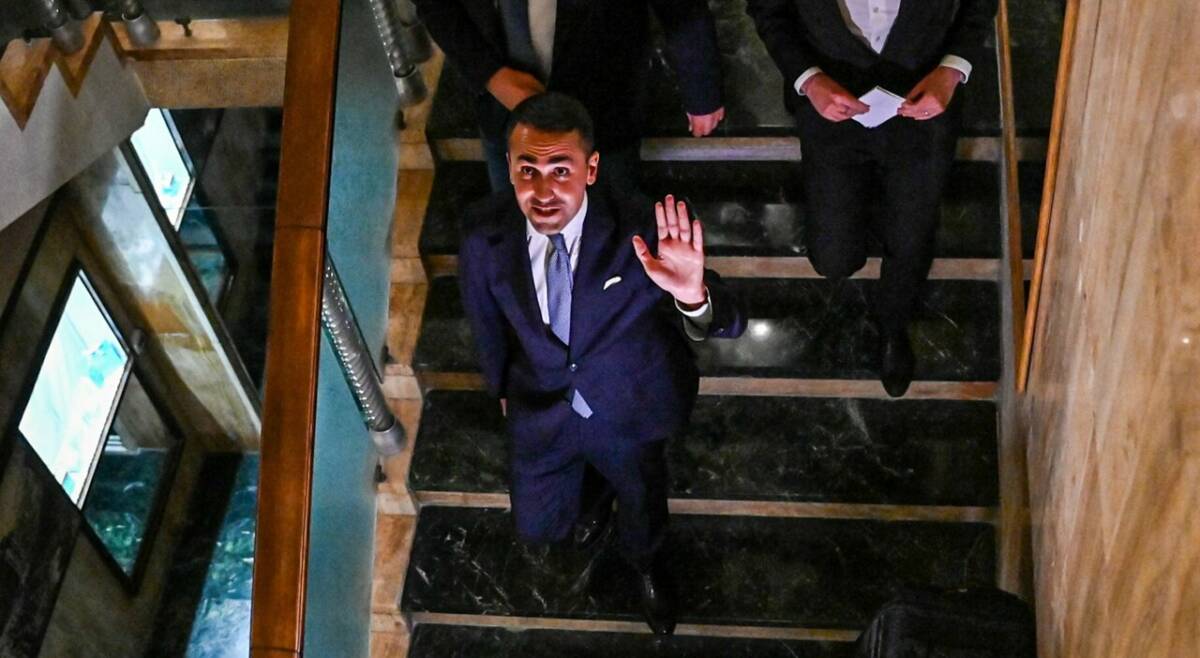 SCISSIONE M5S: 60 ONOREVOLI VANNO CON DI MAIO. TRA GLI ABRUZZESI DI NICOLA, VACCA E DEL GROSSO