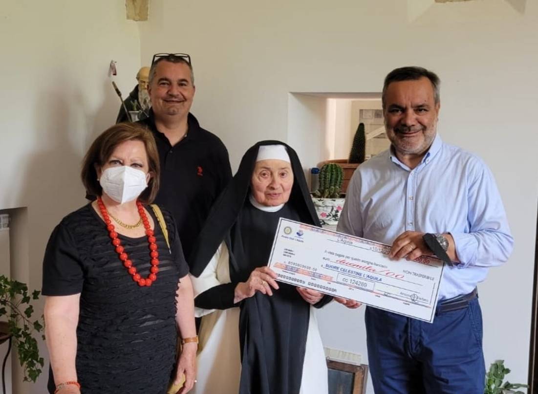 ROTARY CLUB L’AQUILA, DONAZIONE ALLE SUORE CELESTINE DI SAN BASILIO