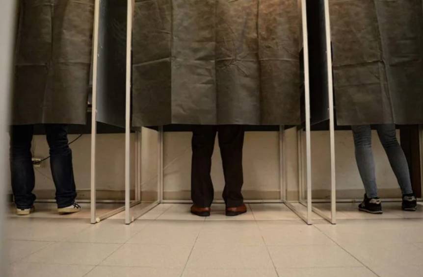 L’AQUILA, ASBUC PAGANICA-SAN GREGORIO: CAOS E FILE INTERMINABILI, CITTADINI RINUNCIANO A VOTARE