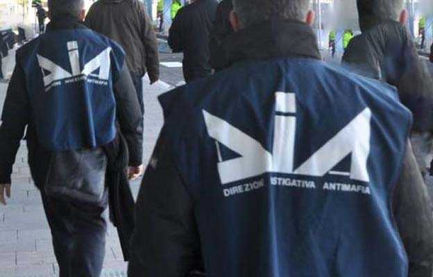 ‘NDRANGHETA NELL’EDILIZIA E GRANDE DISTRIBUZIONE, ARRESTI E PERQUISIZIONI ANCHE IN ABRUZZO