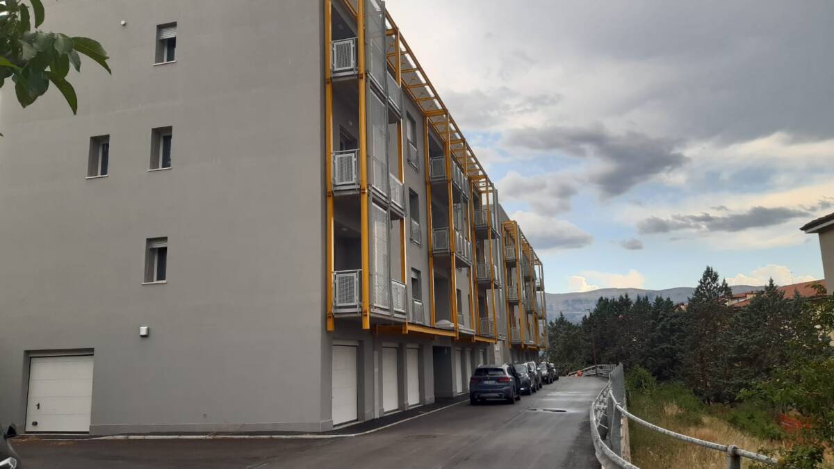 ATER L’AQUILA: PRONTI 24 ALLOGGI IN DUE EDIFICI, RICONSEGNATI DA PROVVEDITORATO OPERE PUBBLICHE