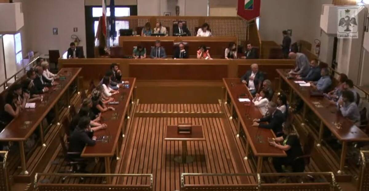 CONSIGLIO COMUNALE L’AQUILA: TUTTI I PROVVEDIMENTI