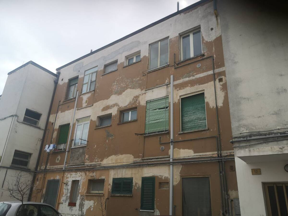 RANCITELLI PESCARA, “ALLOGGI ATER VIA OSENTO ABBANDONATI DALLA REGIONE, NON AVRANNO I FONDI PNRR”