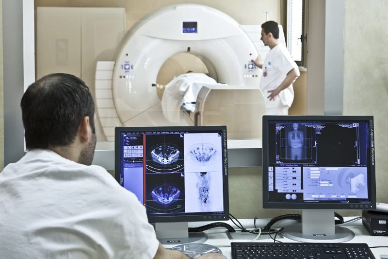 MEDICI: “ANCHE ESAMI E TAC INQUINANO, FARE SOLO QUELLI CHE SERVONO”