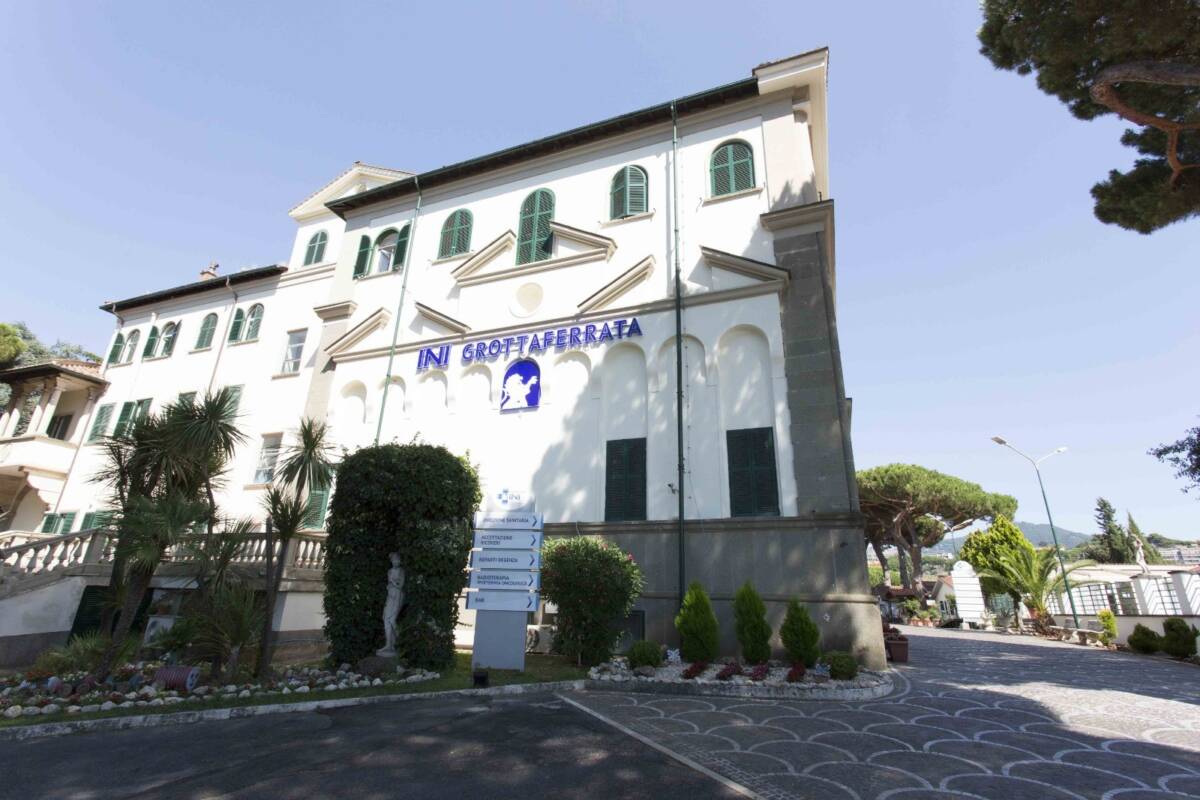 INI: PUGNI E MORSI A DIRETTORE CLINICA GROTTAFERRATA, ANCORA AGGRESSIONI A DANNI PERSONALE