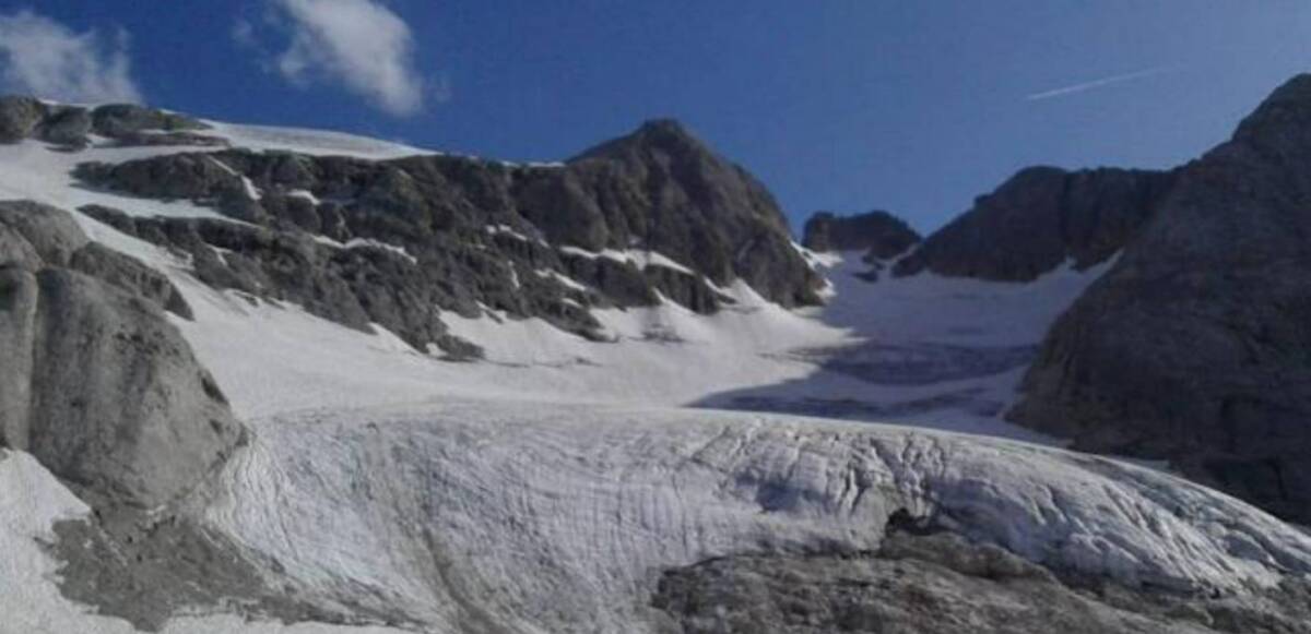 CARNEFICINA SULLA MARMOLADA: CROLLA BLOCCO DI GHIACCIO, MORTI E FERITI. PROCURA APRE FASCICOLO