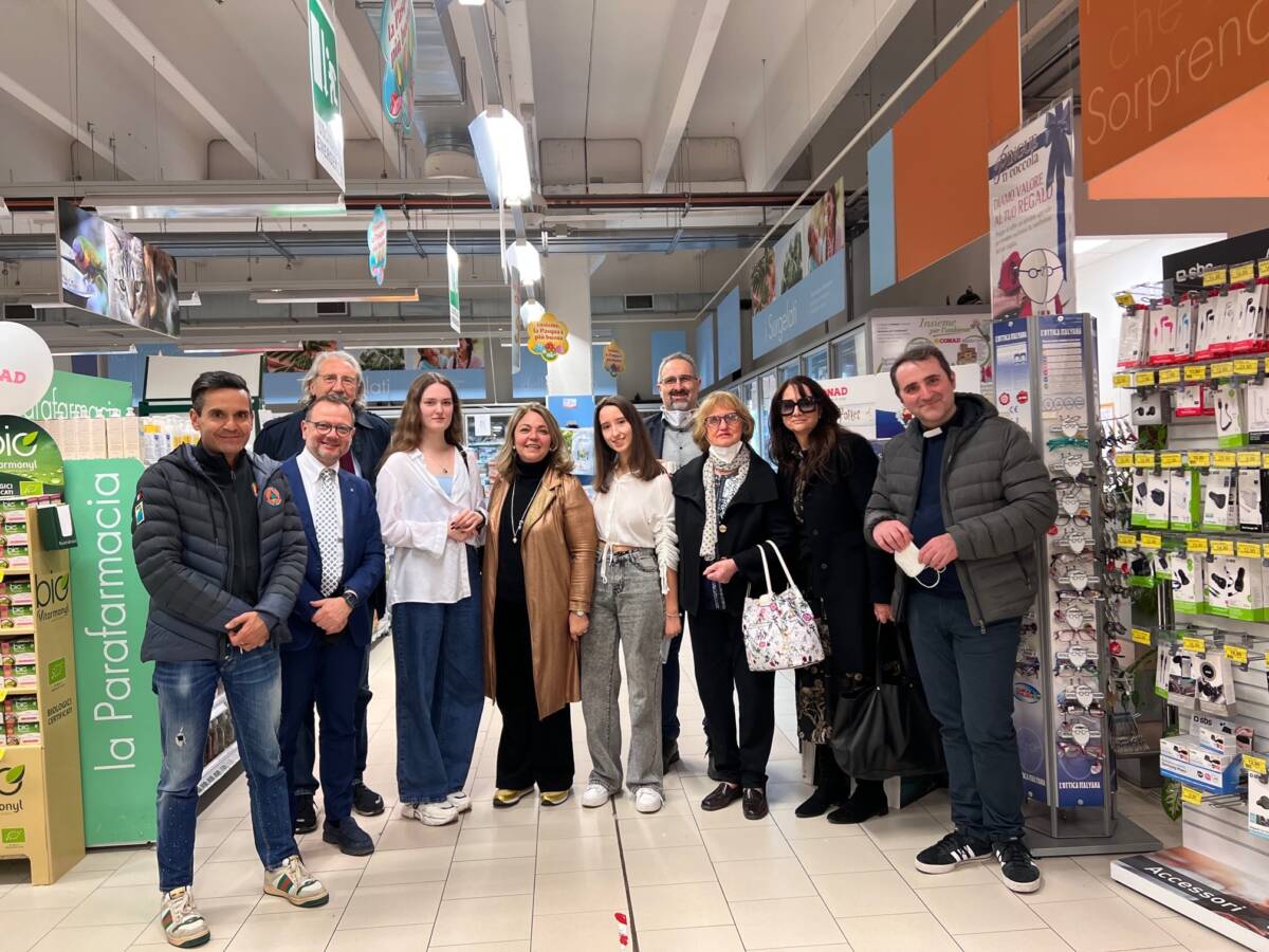 ROTARY CLUB L’AQUILA GRAN SASSO D’ITALIA: DONATI BUONI SPESA PER PROFUGHI UCRAINI
