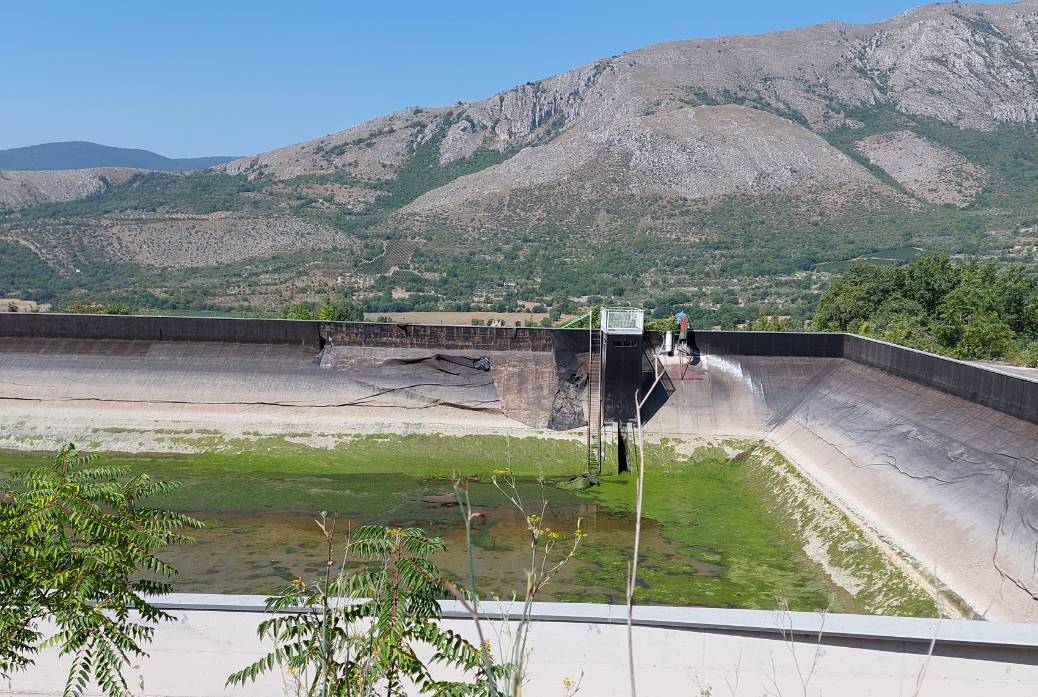 OFENA, DINO ROSSI: “PRIMA L’INCENDIO POI I DANNI AL VASCONE, AGRICOLTORI SENZ’ACQUA”