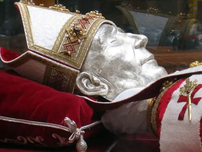 “LA MASCHERA DI CELESTINO V”, IL LIBROGAME SI PRESENTA IL 21 ALL’ORATORIO DE’ NARDIS