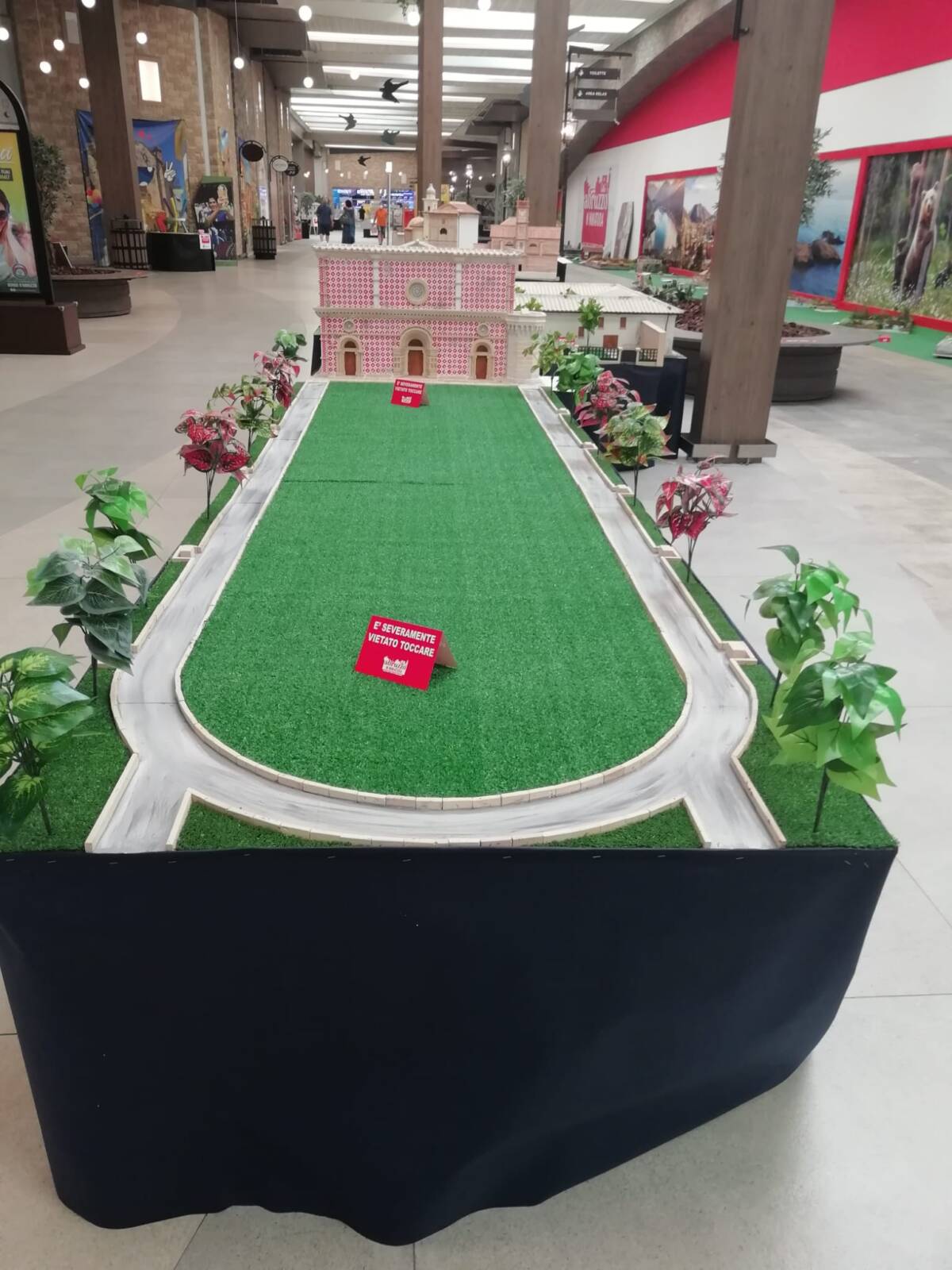 ABRUZZO IN MINIATURA: MIGLIAIA DI VISITE NEL MUSEO DI CAPAGATTI