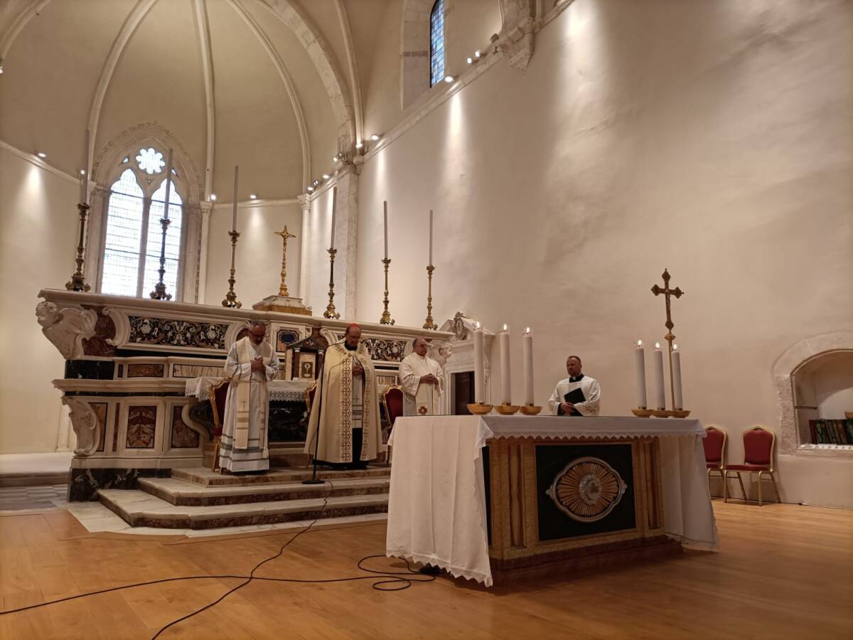PAPA FRANCESCO A L’AQUILA: PETROCCHI PRESIEDE VEGLIA DI PREGHIERA A COLLLEMAGGIO