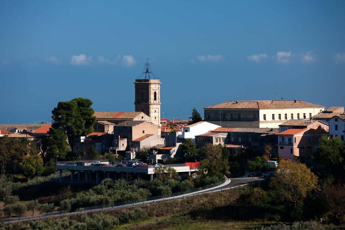 DELIBERA CONTRO CRITICHE “ECCESSIVE” SUI SOCIAL, IL CASO A CUPELLO: “GARANTIRE LIBERTA’ ESPRESSIONE”