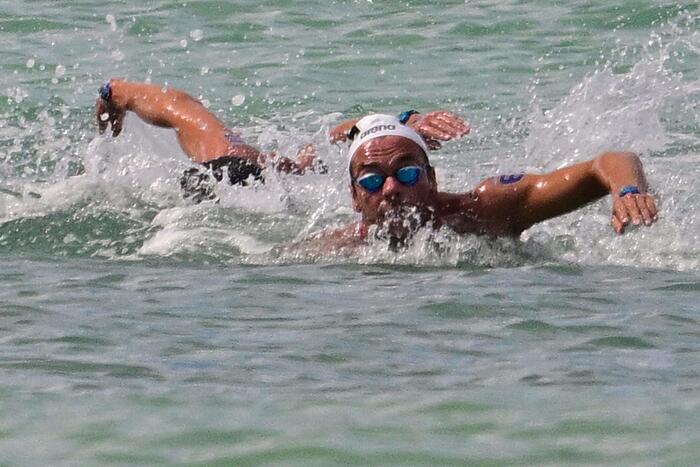 EUROPEI NUOTO: CAOS 25 KM IN ACQUE LIBERE, GARA INTERROTTA
