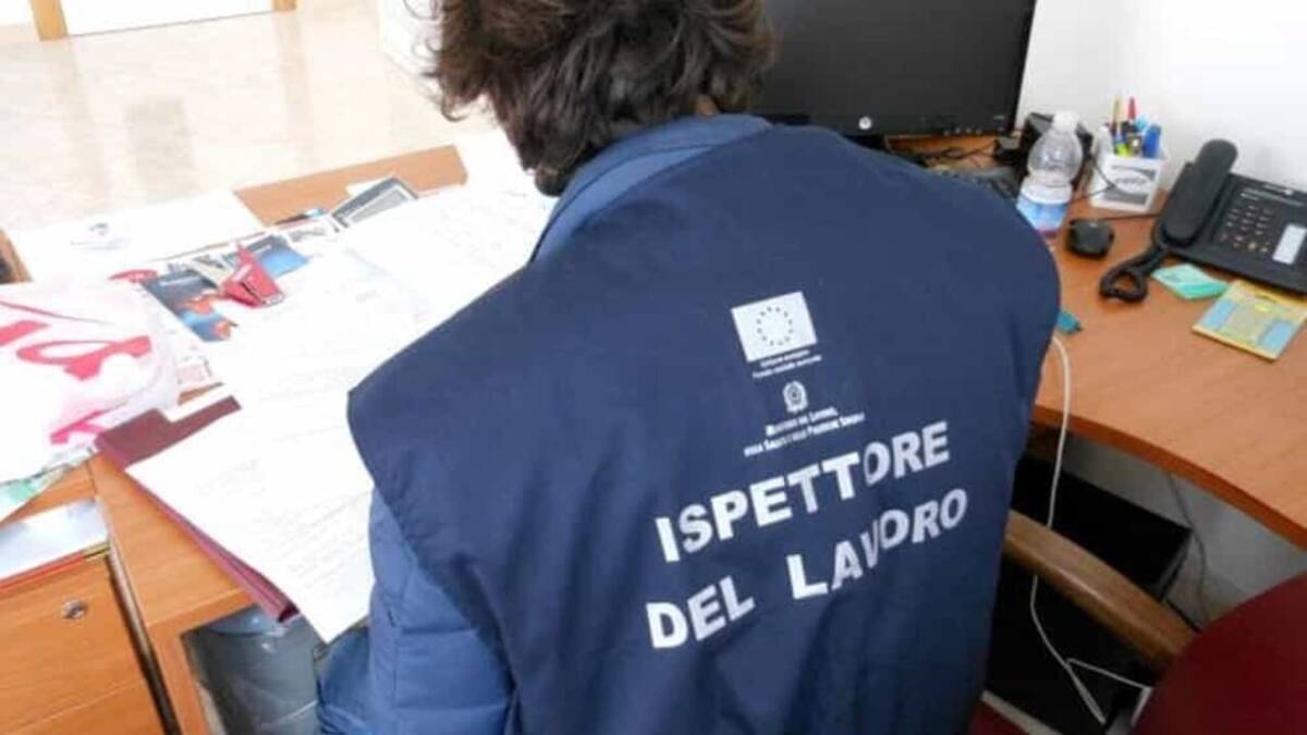 LA GIUNGLA DEL LAVORO: IN ABRUZZO IRREGOLARITÀ IN 2 ATTIVITÀ SU 3 CONTROLLATE DA ISPETTORI