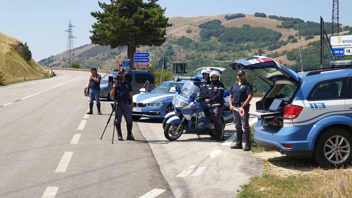 L’AQUILA: CONTROLLI VELOCITÀ TRA ARISCHIA E CAMPOTOSTO, MULTE A 20 MOTOCICISTI
