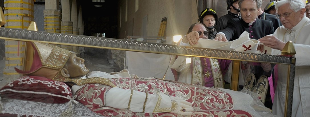 PAPA FRANCESCO A L’AQUILA: CAPEZZALI, “CHIESA LONTANA DA POTERE TEMPORALE SI AVVICINA A CELESTINO”
